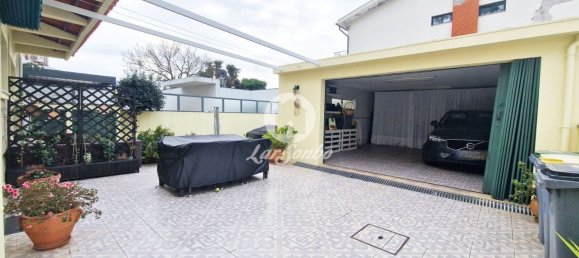 4 bedrooms Townhouse in Maia, Portugal No. 108021 10