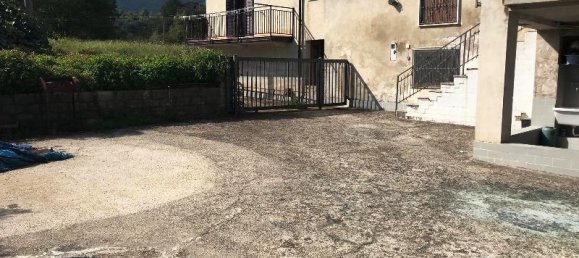 6 rooms Apartment in Sessa Cilento, Italy No. 59393 2