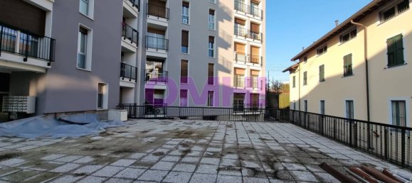 1غرفة مكتب في Gallarate, Italy رقم 145621 2