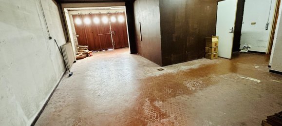 Propiedad comercial en Sainte-Genevieve-des-Bois, France 504 m² No. 146938 2