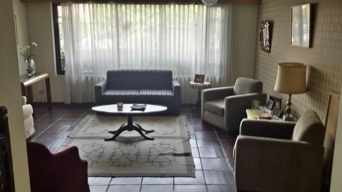 Дом с 3 спальнями в Богота, Колумбия № 14654