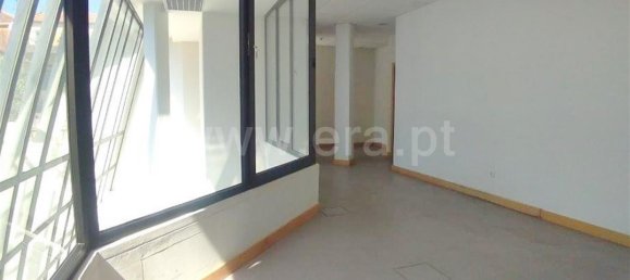 1225m² Building in Vila Real, Portugal No. 70790 15
