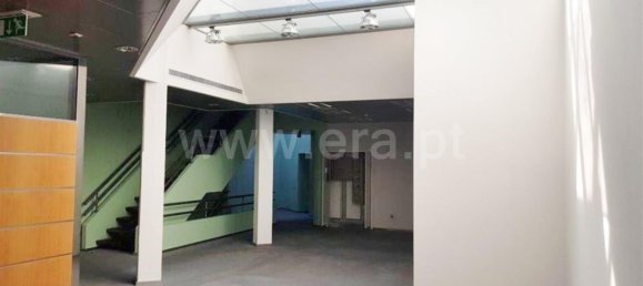1225m² Building in Vila Real, Portugal No. 70790 5
