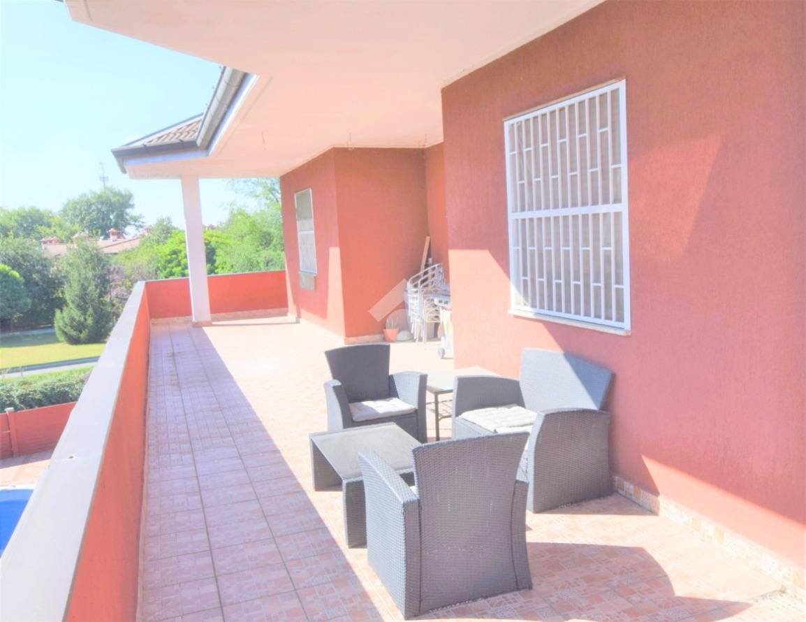 3 Schlafzimmer Wohnung in Cassina de' Pecchi, Italy, Nr. 333953