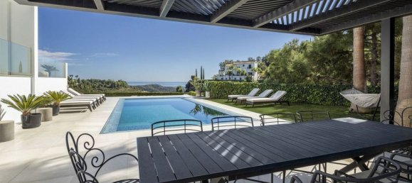 Villa de 5 dormitorios en El Madronal, Spain No. 31762 11