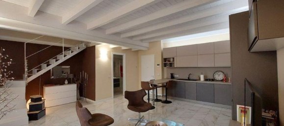 3 rooms Duplex in Parma, Italy No. 114372 25