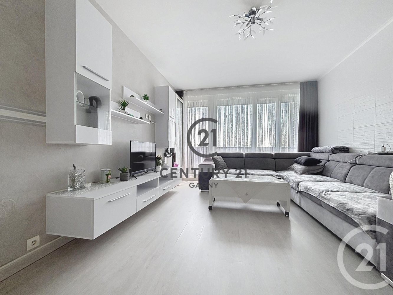 3 bedrooms Apartment in Gagny, France No. 279839