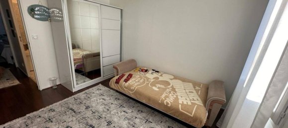 3 bedrooms House in Evry, France No. 181304 4