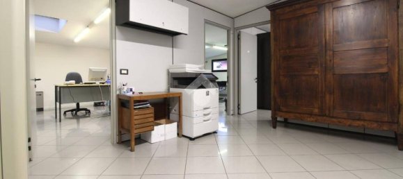 3 غرف نوم شقة في Montechiarugolo, Italy رقم 64254 13