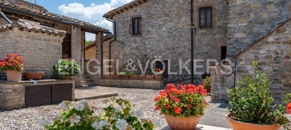 Casa de 8 dormitorios en Spoleto, Italy No. 131316 36