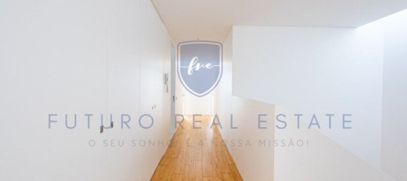 3 bedrooms House in Funchal, Portugal No. 18963 24