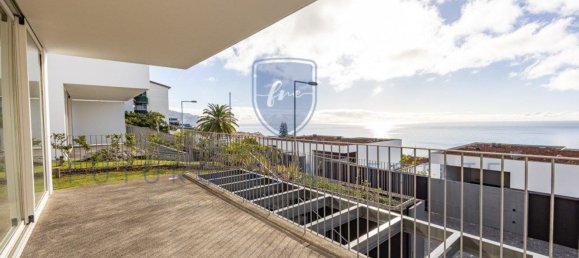 3 bedrooms House in Funchal, Portugal No. 18963 14