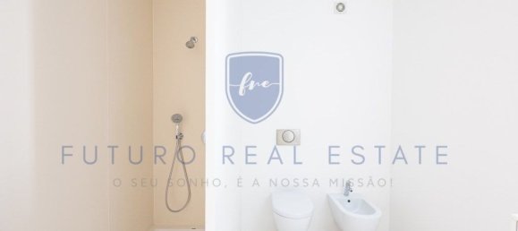 3 bedrooms House in Funchal, Portugal No. 18963 17