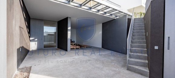 3 bedrooms House in Funchal, Portugal No. 18963 32