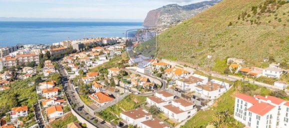 3 bedrooms House in Funchal, Portugal No. 18963 43