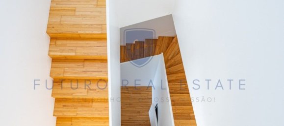 3 bedrooms House in Funchal, Portugal No. 18963 25