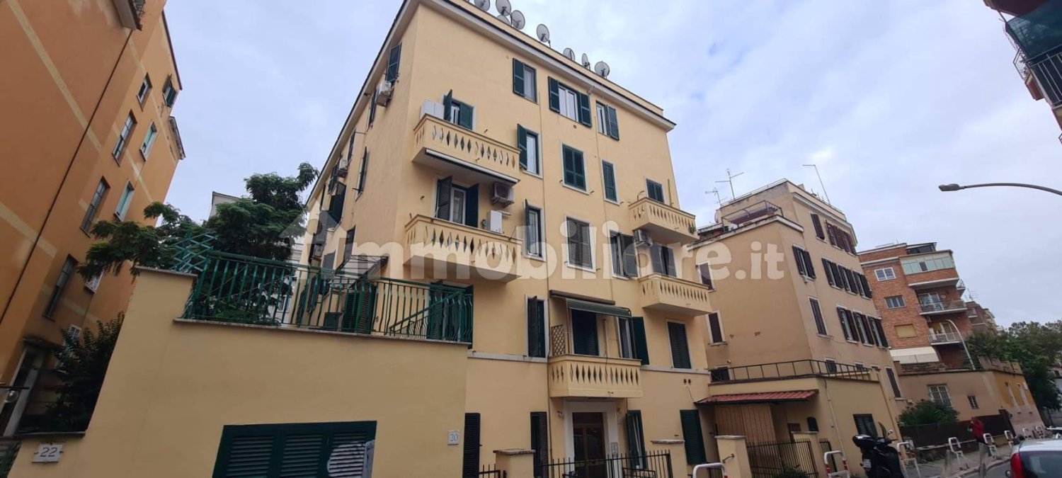 1 bedroom Apartment in Rome, Italy No. 148883
