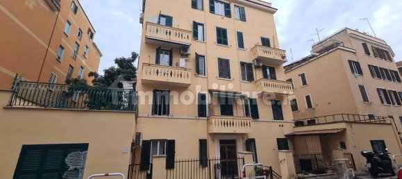 1 bedroom Apartment in Rome, Italy No. 148883 2