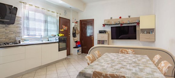 Apartamento de 3 divisões em Gallicano nel Lazio, Italy N.º 215019 35