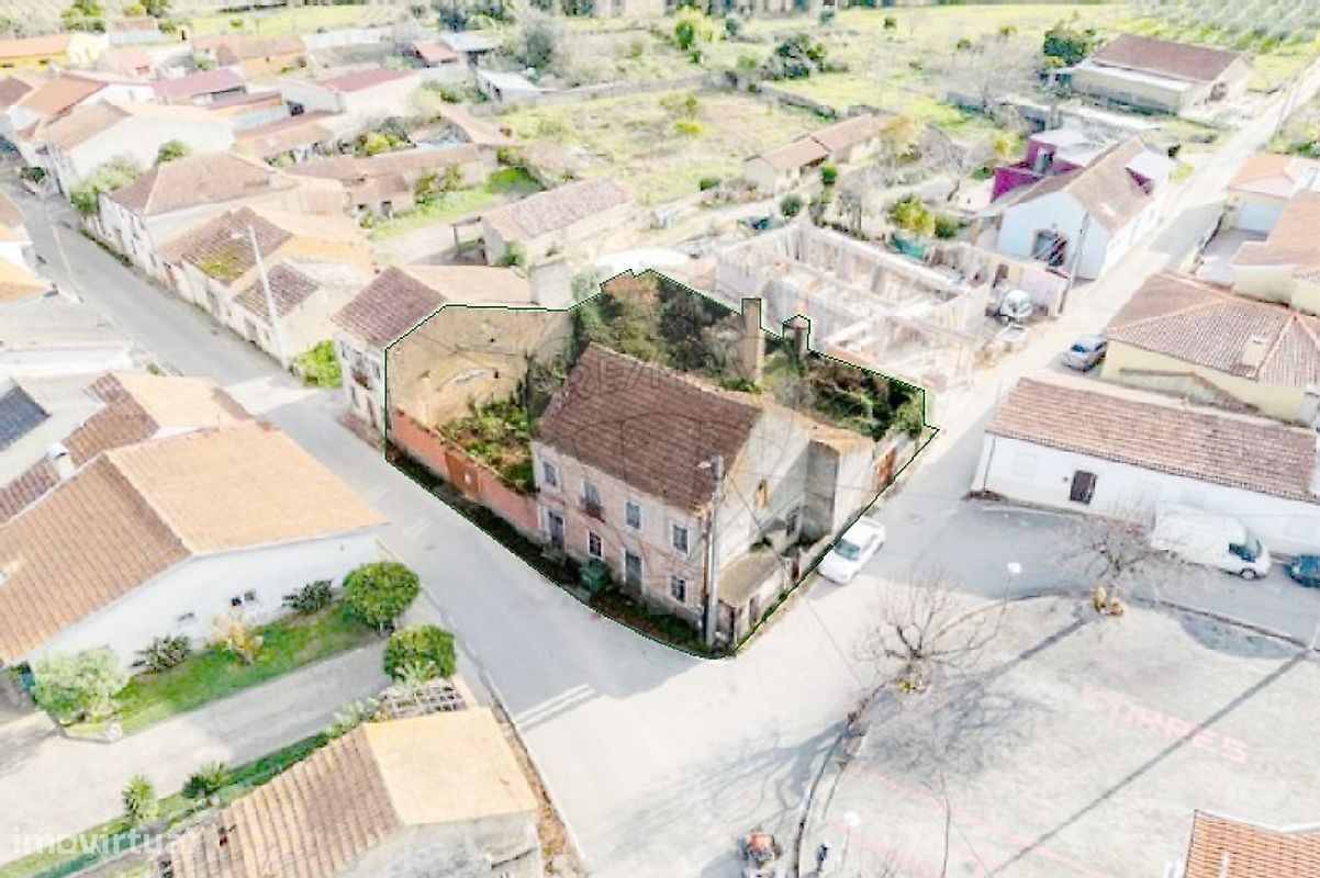 3 chambres Maison à Vilarinho do Bairro, Portugal No. 172331