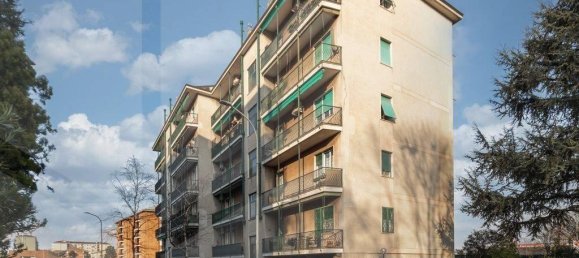 3-salle Appartement à Monza, Italy No. 26298 50