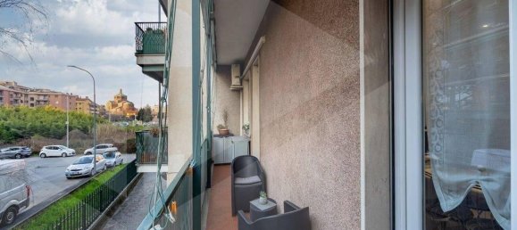 3-salle Appartement à Monza, Italy No. 26298 44