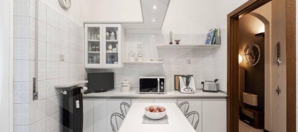 3-salle Appartement à Monza, Italy No. 26298 54