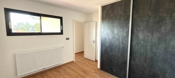 5 bedrooms House in Ain, France No. 362101 14