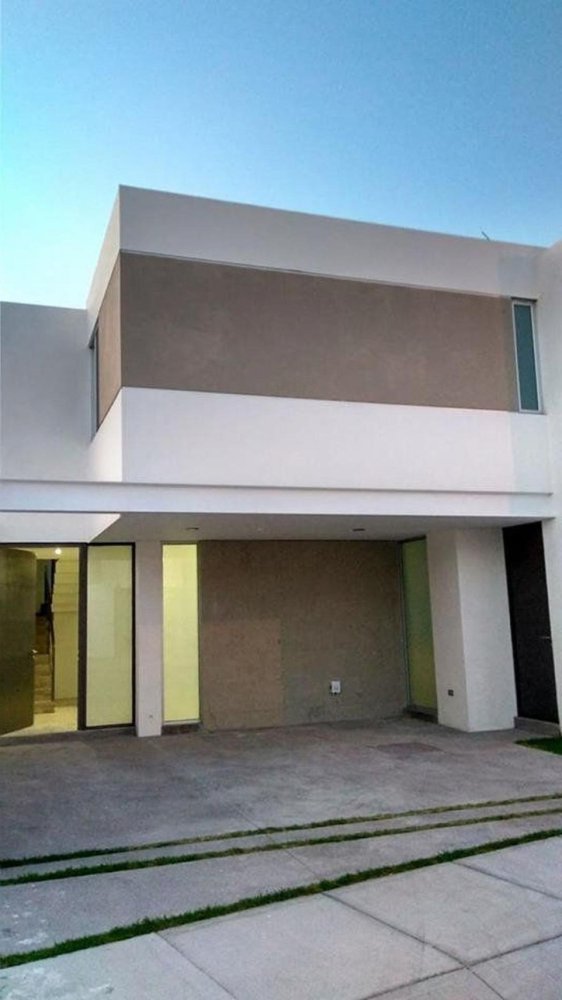 Casa de 3 dormitorios en Aguascalientes, Mexico No. 148901