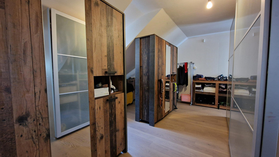 7 rooms Villa in Baden, Austria No. 128567