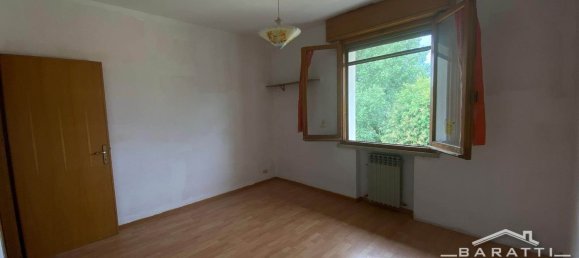 4 rooms Apartment in Luzzara, Italy No. 209217 6