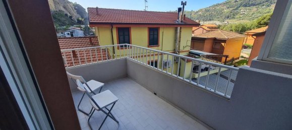 4 rooms Apartment in Ventimiglia, Italy No. 18116 6
