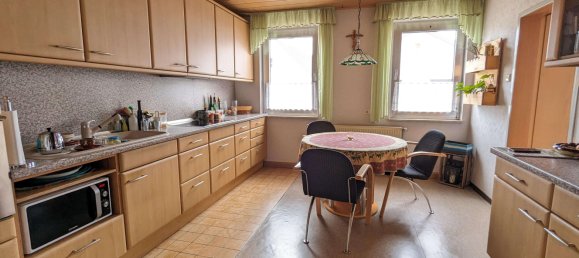 Здание с 9 комнатами в Бад-Дюркхайм, Германия № 143515 13