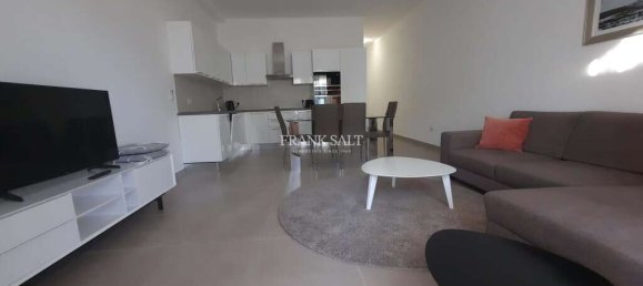 2 chambres Appartement à Gzira, Malta No. 9573 3