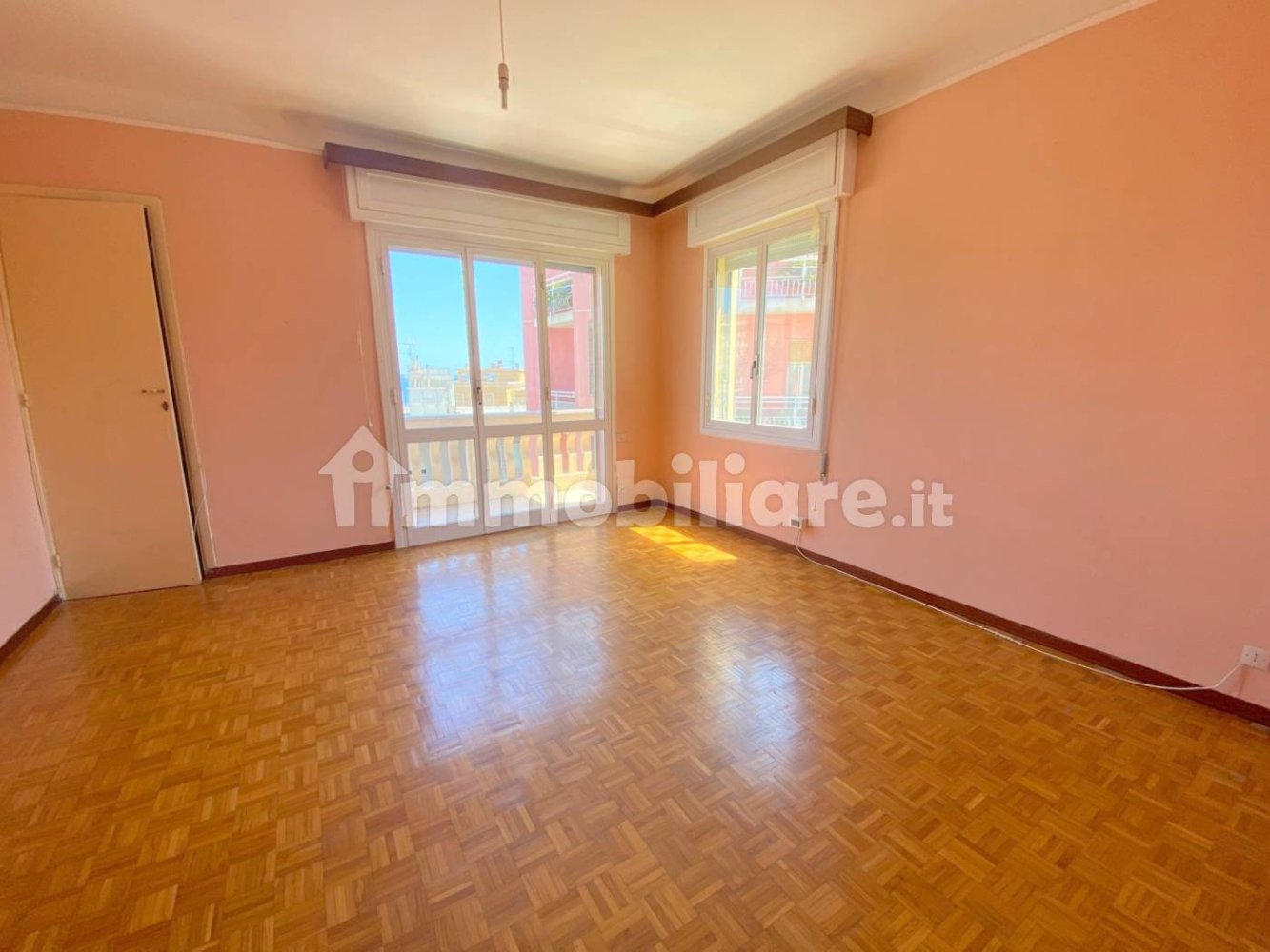 2 Schlafzimmer Wohnung in Imperia, Italy, Nr. 180827