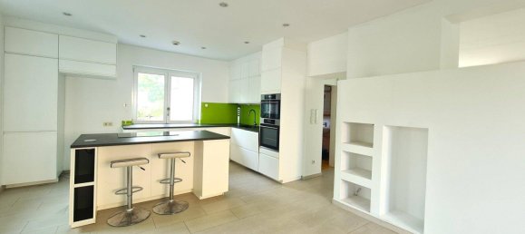 8-Zimmer Haus in Baden, Austria, Nr. 142485 3