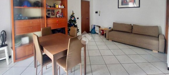 2 rooms Apartment in Naples, Italy No. 279610 8