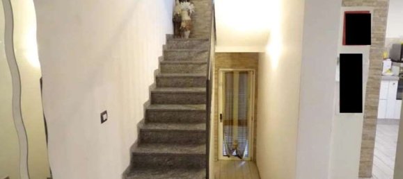 3 rooms Apartment in Fagnano Olona, Italy No. 8923 4