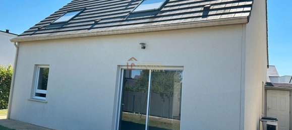 3 bedrooms House in Calvados, France No. 357579 2