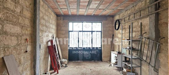 5 Schlafzimmer Haus in Surano, Italy, Nr. 197418 19