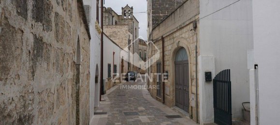 5 Schlafzimmer Haus in Surano, Italy, Nr. 197418 21