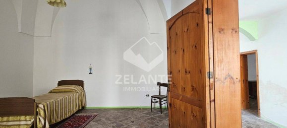 5 Schlafzimmer Haus in Surano, Italy, Nr. 197418 4