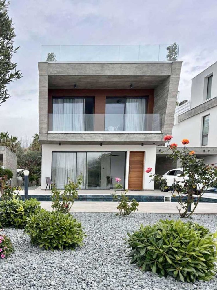 Imóvel comercial T4 em Chloraka, Cyprus N.º 84715