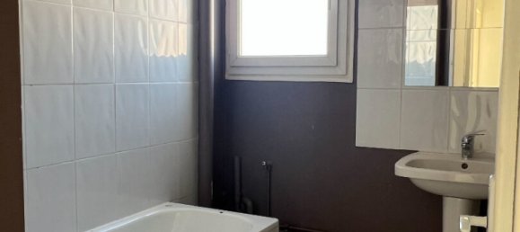 Apartamento de 3 dormitorios en Dijon, France No. 204846 7