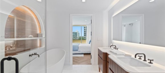 1 dormitorio propiedad comercial en venta en Miami, Miami-Dade, Florida, USA № 614617 25