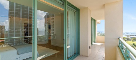 1 dormitorio propiedad comercial en venta en Miami, Miami-Dade, Florida, USA № 614617 9