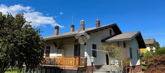 2 bedrooms Villa in Feltre, Italy No. 361643 2