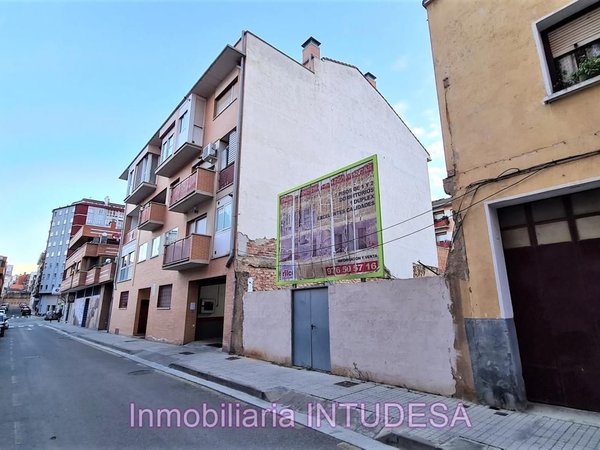 Terreno em Chartered Community of Navarre, Spain N.º 124626