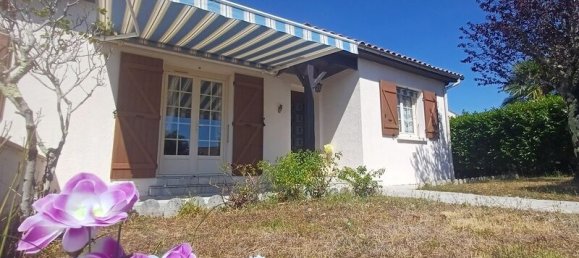 3 bedrooms House in Charente, France No. 347469 3