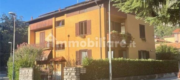 2 bedrooms Apartment in Canzo, Italy No. 379447 2